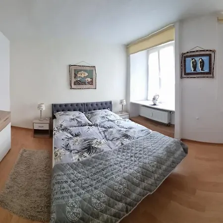 Haus Irsfeld * Waxweiler