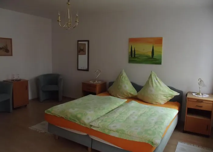 Haus Irsfeld מלון Waxweiler